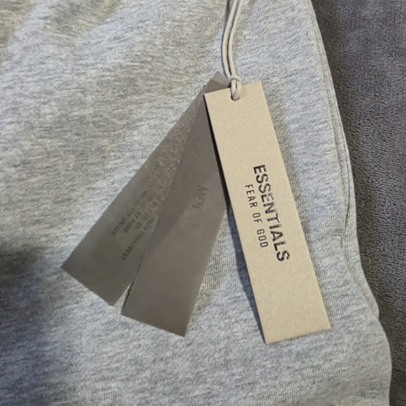 Fear of God Essentials Light Gray Sweatpants - Picture 3 of 11
